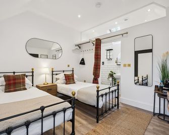 Flower Pot Hotel - Henley-on-Thames