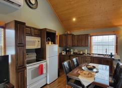 The Deer Lake Loft. Fantastic family vacation in Deer Lake - Deer Lake - Cocina