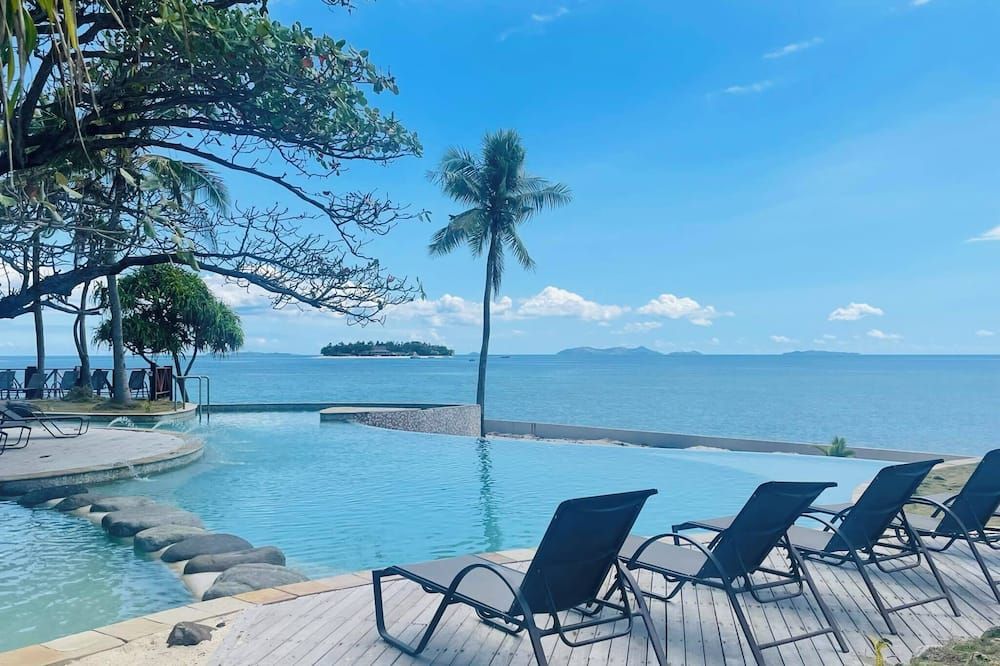 Nakelo Treasure Island Resort & Spa - Treasure Island - בריכה