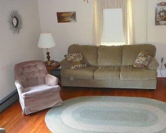 Cornfield Inn -Spectacular Mountain Views in Shenandoah Valley - Luray - Wohnzimmer