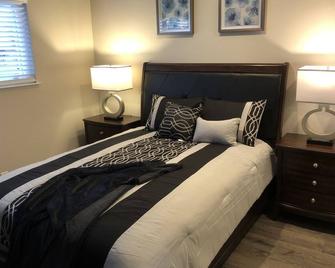 Luxury stay near Oakridge Mall for vacation/work - San Jose - Bedroom