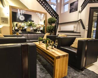 Hotel Aateli Lakeside - Vuokatti - Salon