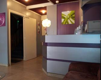 Hôtel Flor Rivoli - Paris - Front desk