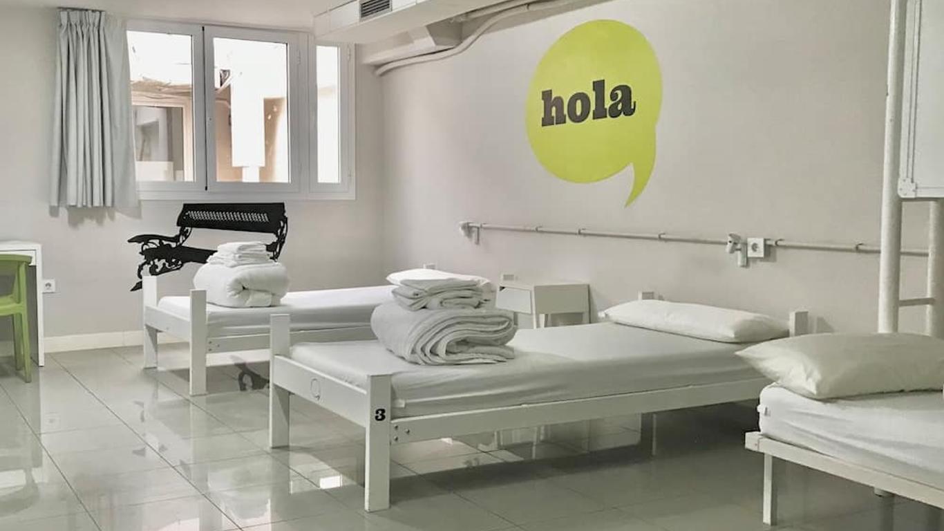 Hola Hostal Eixample