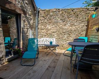 Gite de la Poôté - Saint-Pierre-des-Nids - Patio