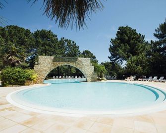 Vignale Resort - Ghisonaccia - Pool