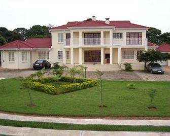 Colts Hill Guest House - White River - Rakennus