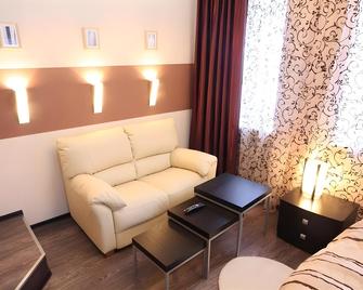 Vip-Hotel - Tsjerepovets - Huiskamer