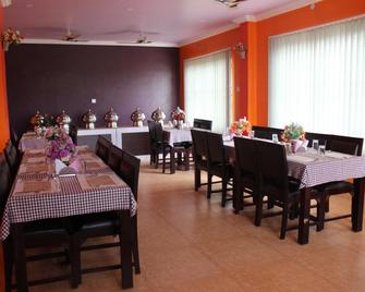 Hotel Stupa - Lumbini Sanskritik - Restaurant