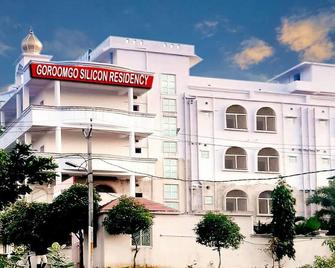 Goroomgo Silicon Residency Puri - Offers Luxurious Rooms And Fully Air - Conditioned Hotel With Lift - Puri - Gebäude