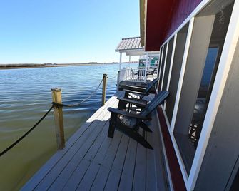 Reelaxation 'a Comfortable Cabin On Apalachicola River.' new Water Filtration - Apalachicola - Balcon