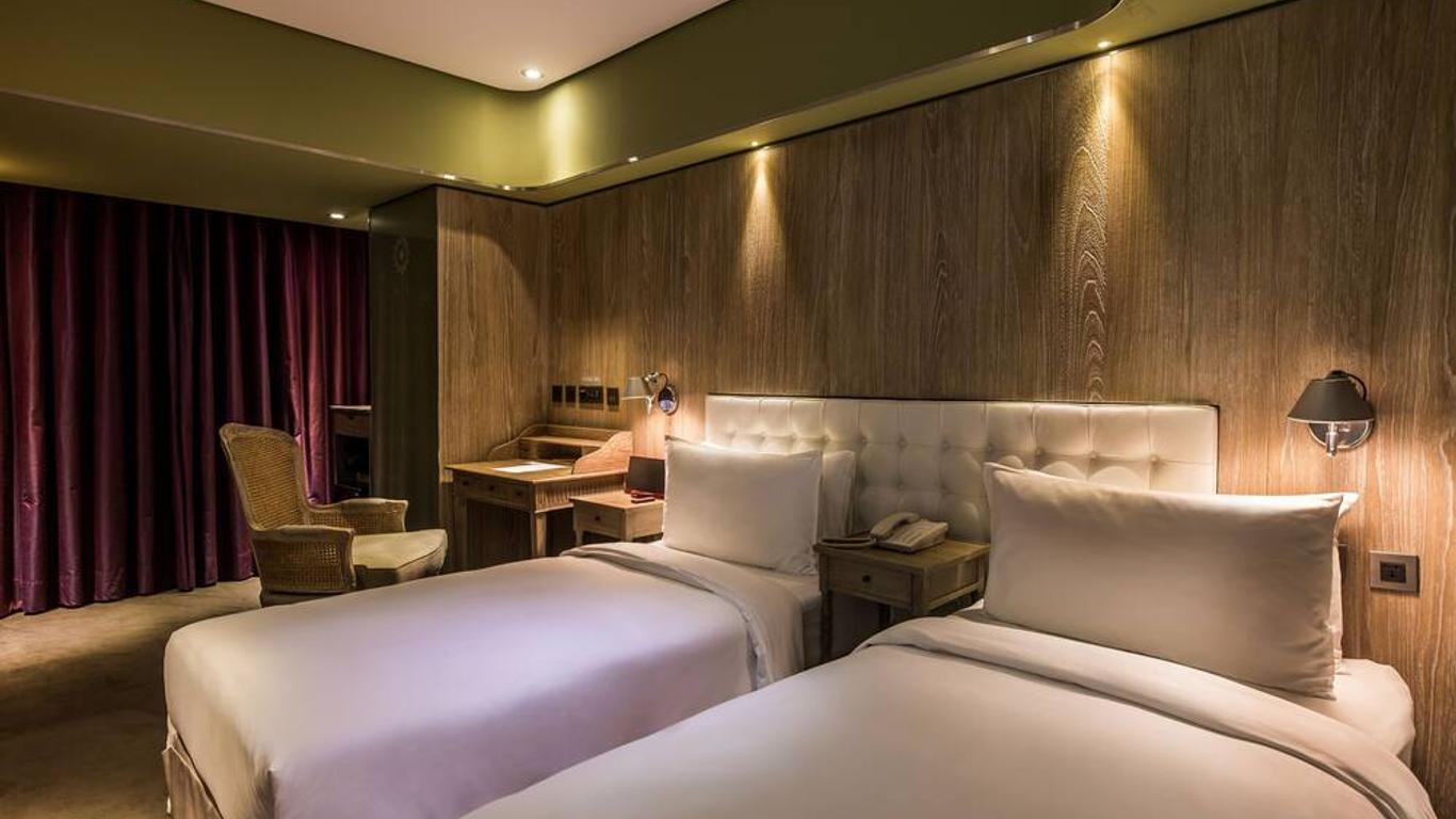 Inhouse Hotel