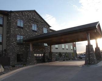 Little Missouri Inn & Suites - Watford City - Gebouw