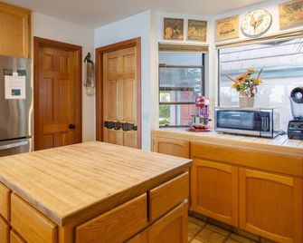 Medicine For The Soul - Lakeport - Cocina