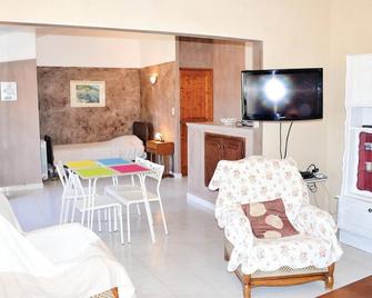 Amazing Apartment In Sault With Wifi - Sault