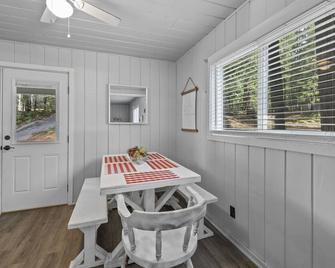 Cabin #6 - Strawberry (Tuolumne County) - Restaurante