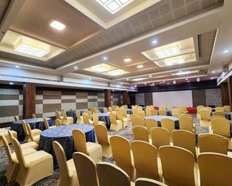 Dimora Hotel Thiruvananthapuram - Thiruvananthapuram - Meeting room