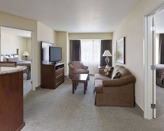 Staybridge Suites Irving Las Colinas By IHG - Irving - Olohuone
