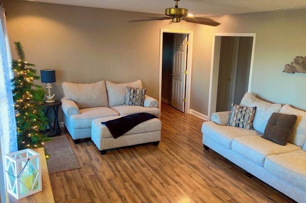 Lakefront home near Mammoth Cave - Mammoth Cave - Living room