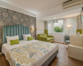 Hotel Madeira - Funchal - Bedroom