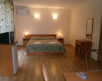 Family Hotel Central - Kranevo - Ložnice