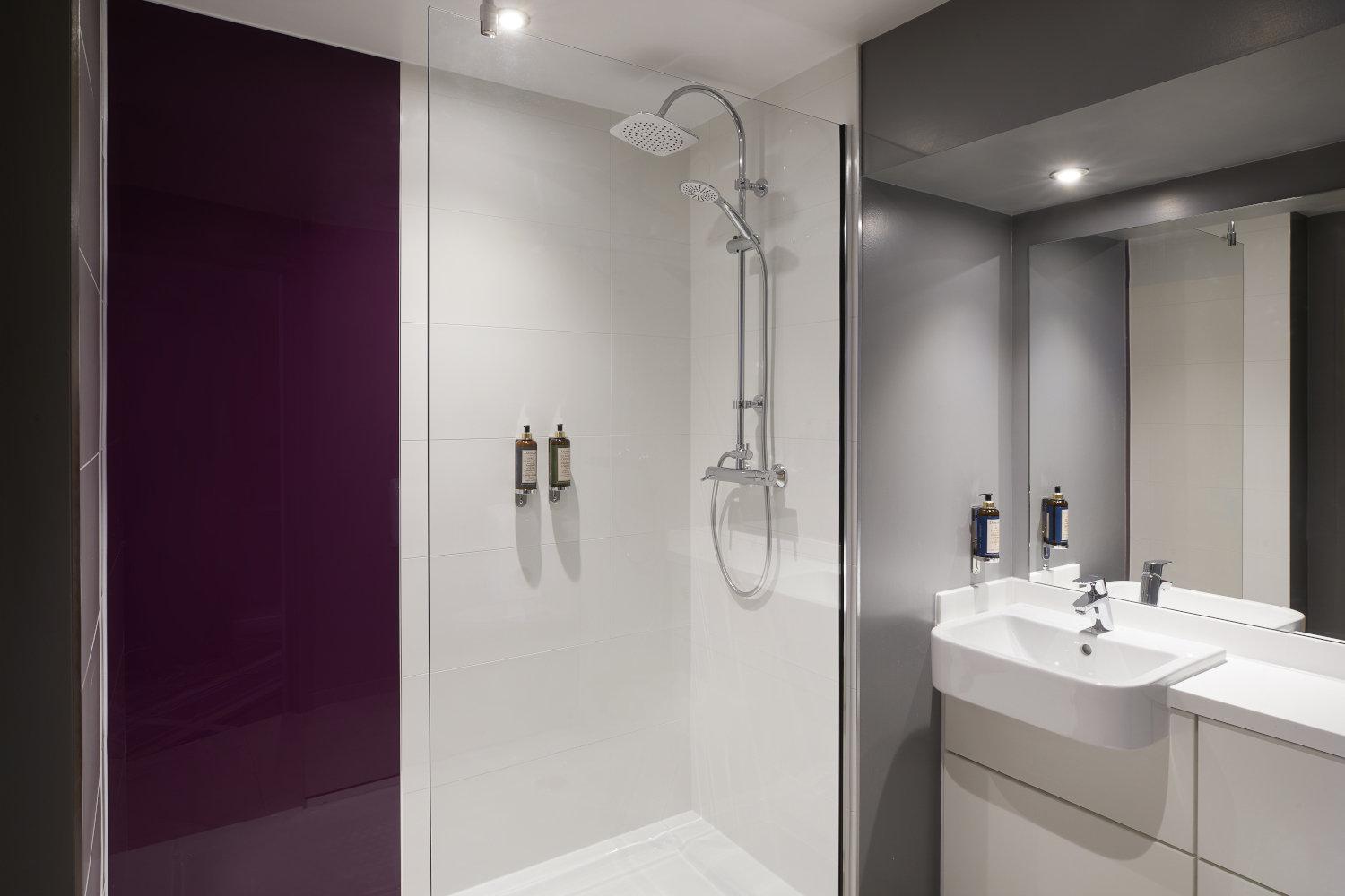 Premier inn in bath discount
