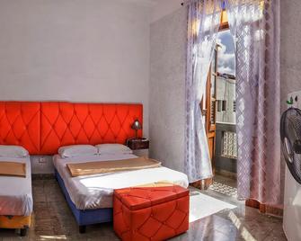 Casa La Muralla 358 - La Habana - Habitación