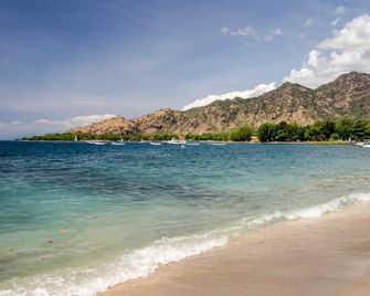Umma Bali Menjangan - Gerokgak - Beach