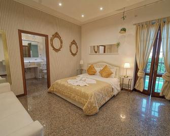 Vitti's Home Verona - Verona - Camera da letto