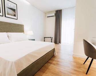 Centoquindici Rooms & Suite - Montesilvano - Camera da letto