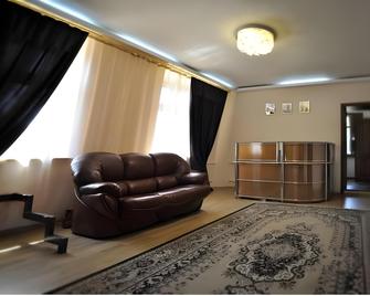 Guest House Knots Landing - Penza - Lobby