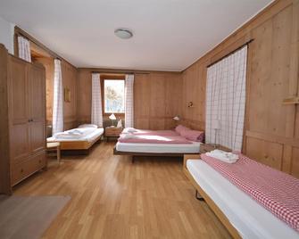 family and group friendly, valley view, - Bergün Filisur - Schlafzimmer
