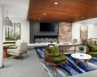Fairfield Inn & Suites by Marriott Worcester Auburn - Auburn - Lounge