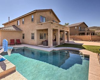 Modern Tucson Home w/ Patio + Saltwater Pool! - Marana - Pool