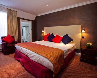Uno Hotel Rose And Crown Tonbridge -Parking Free - Tonbridge