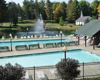 Alpine Lake RV Resort - Corinth - Pool