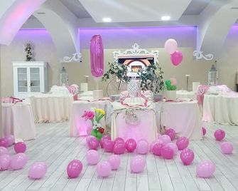 Hotel Leon - Ristorante Al Cavallino Rosso - San Giovanni Rotondo - Sala de banquetes