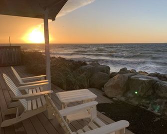 West Beach Retreat Whidbey Island! - Oak Harbor - Balcón