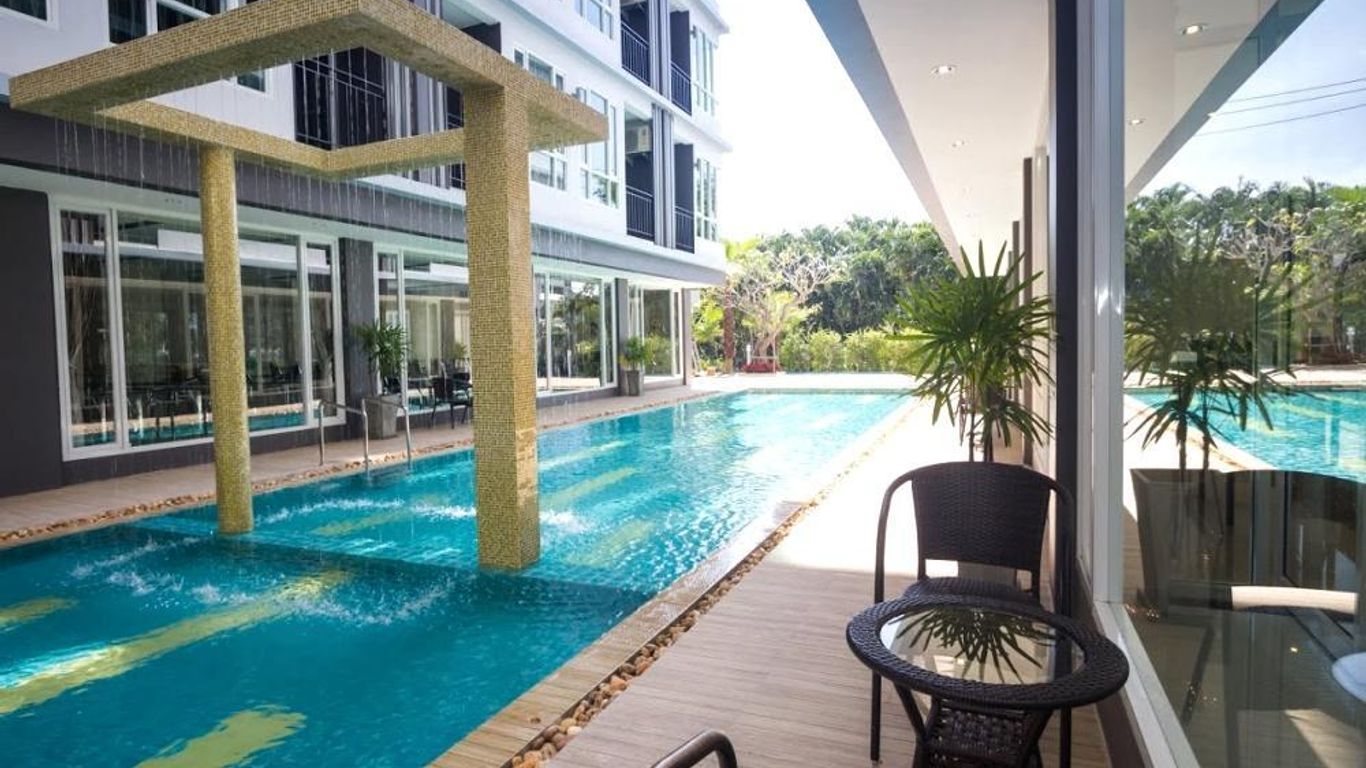 The Ozone Boutique Hotel