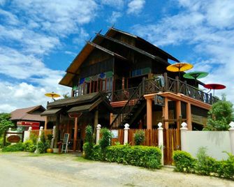 Inle Cottage Boutique Hotel - Nyaungshwe - Budynek