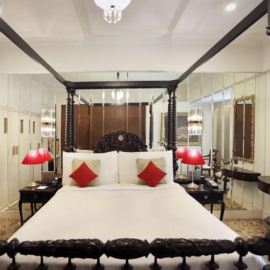 The Ambassador, Marine Drive, Mumbai image 1