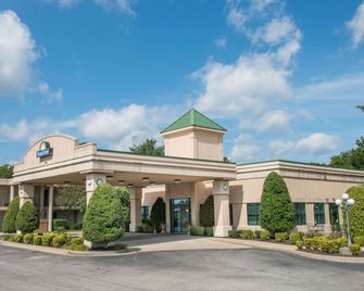 Days Inn by Wyndham Paducah I-24 Exit 4 - Paducah - Edificio