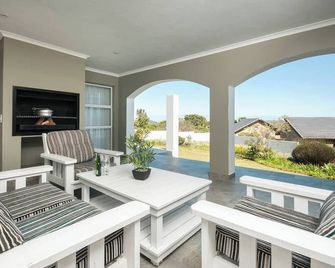 Windstar Retreat Knysna - Knysna - Balcon