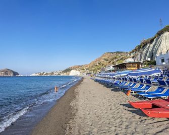 Hotel San Giorgio Terme - Ischia - Strand