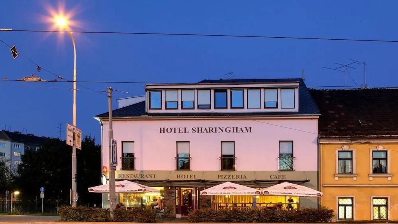 Hotel Sharingham