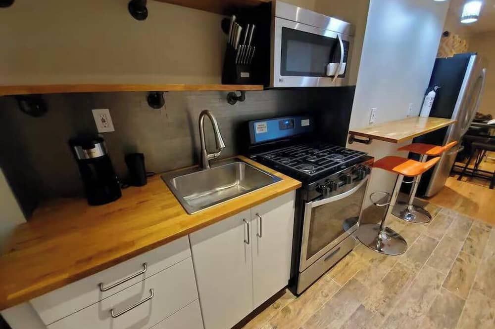 Brooklyn Short Term Rental - The Junction - Brooklyn - Cucina