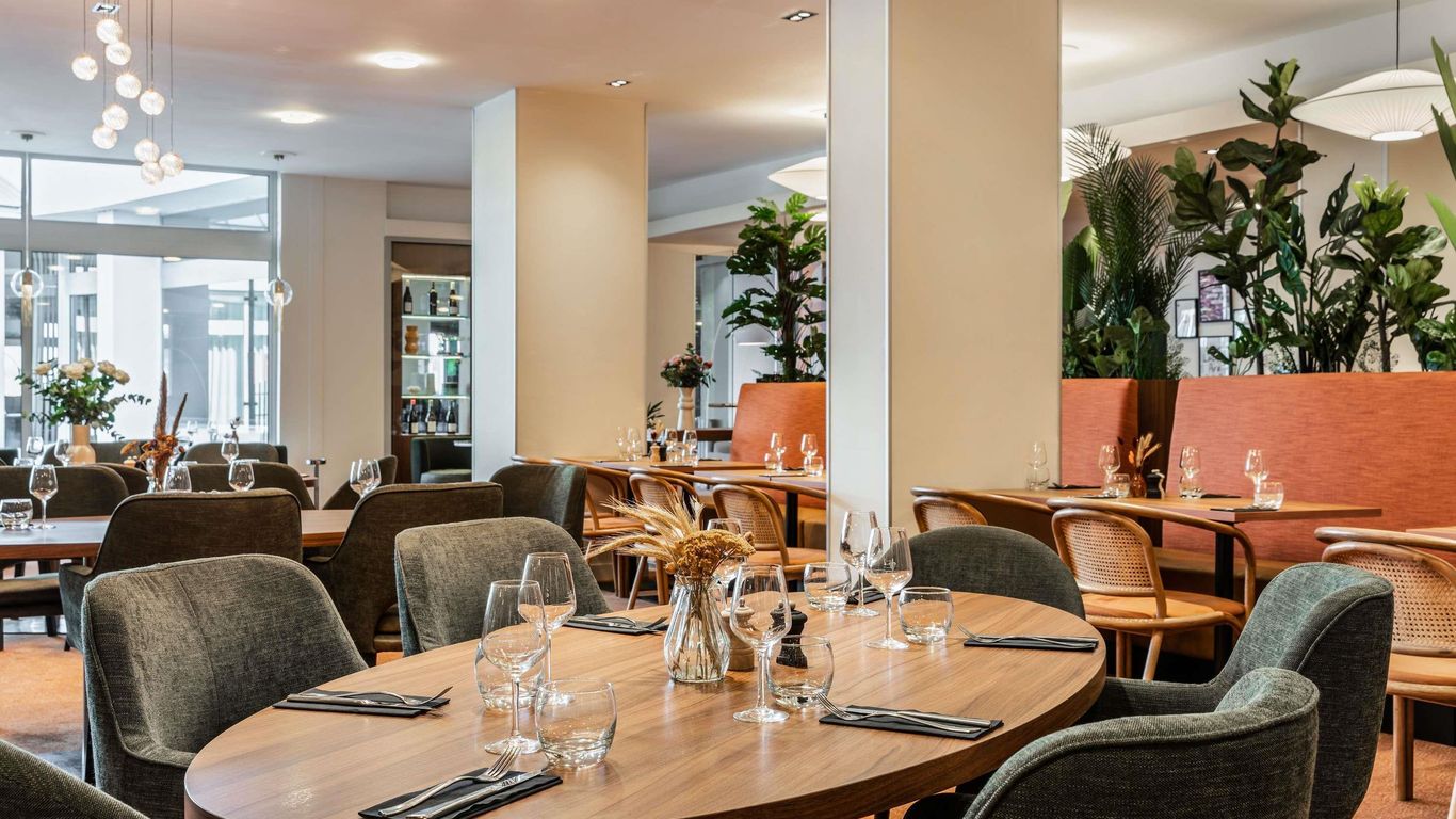 ميركيور باريس مطار شارل ديغول ومركز المؤتمرات