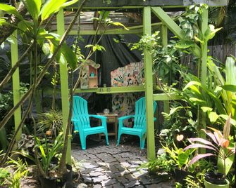 Ma'ukele Lodge - Pahoa - Terasa