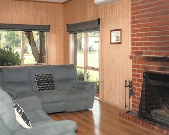 Warburton Holiday Park - Warburton - Sala de estar