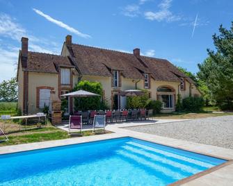 Crazy Villa Le Petit Belair 18 - Heated pool - Foot - 2h Paris - 30p - Aubigny-sur-Nère - Piscine